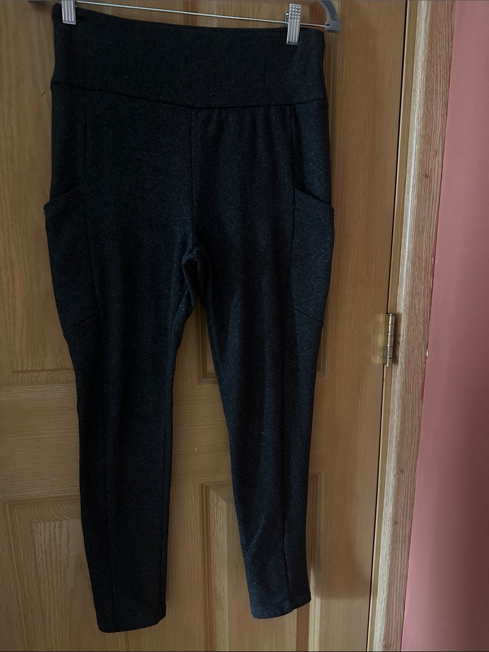 shosho Black Ponte Knit Pocket Leggings
